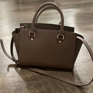 michael kors selma purse